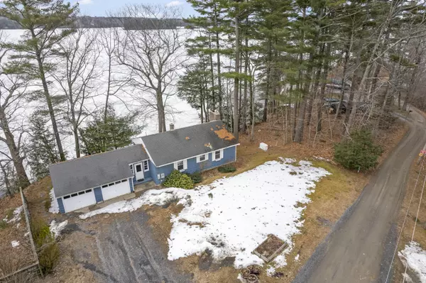 Vassalboro, ME 04989,86 3 Mile Pond RD