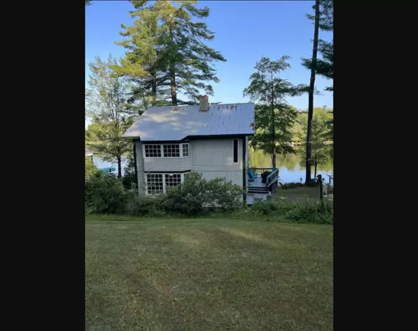 29 Laney RD, Madison, ME 04950