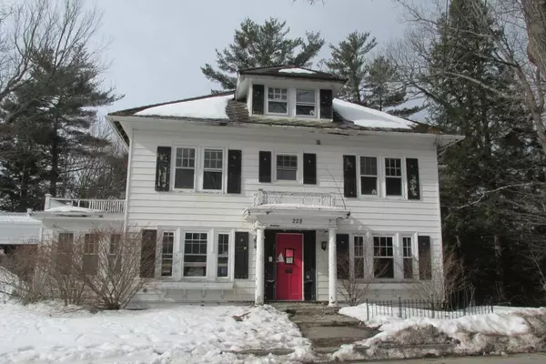 228 Winter ST, Auburn, ME 04210