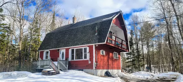 976 Main ST, Bradley, ME 04411