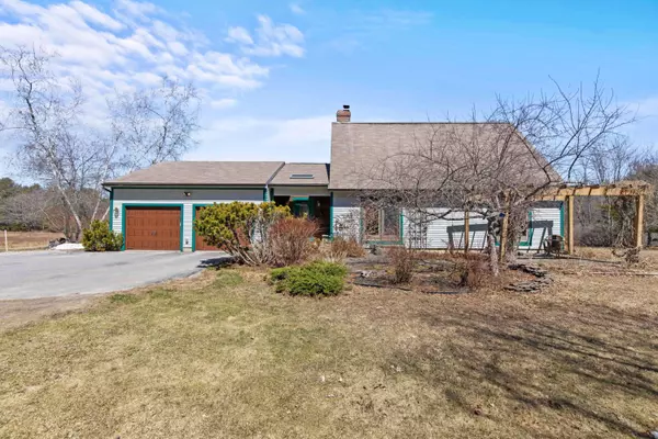 Brunswick, ME 04011,17 Stone Ridge DR