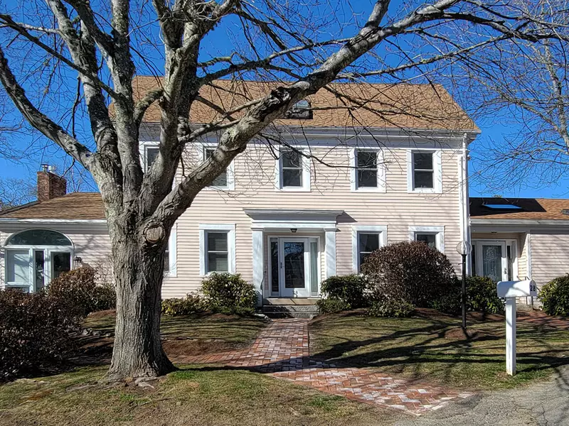 28 Lewis Point RD #2, Damariscotta, ME 04543