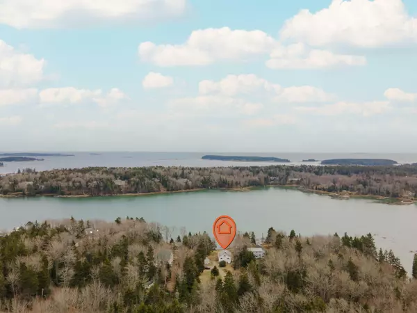 190 Atlantic Quarry RD, Saint George, ME 04859