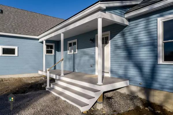 Topsham, ME 04086,38 Halcyon DR