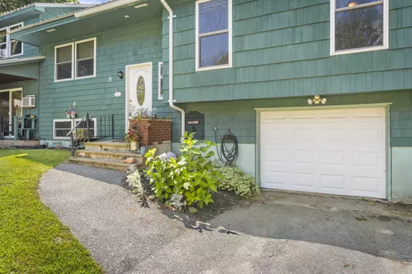 Lisbon, ME 04252,8 Forbes RD