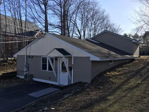 407 Main St, Old Town, ME 04468