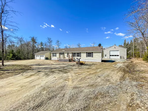 101 Upper Boggy Brook RD, Ellsworth, ME 04605