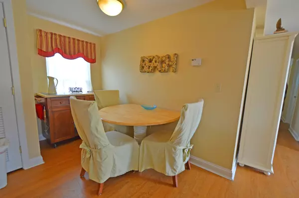 Kennebunkport, ME 04046,272 Mills RD #4K