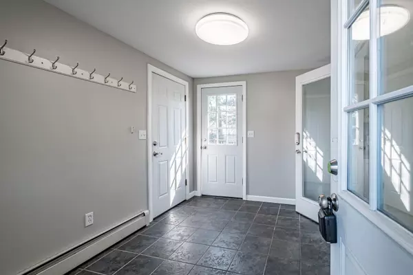 South Portland, ME 04106,160 Fellows ST