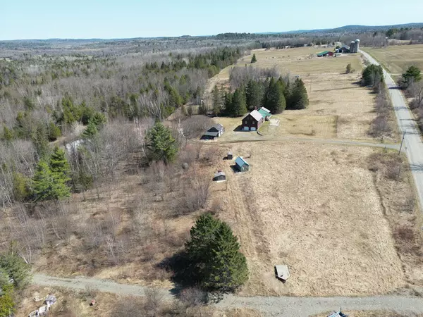 100 North RD, Dixmont, ME 04932