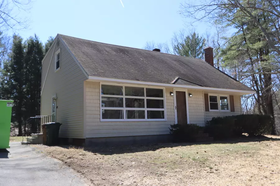 22 New County RD, Saco, ME 04072