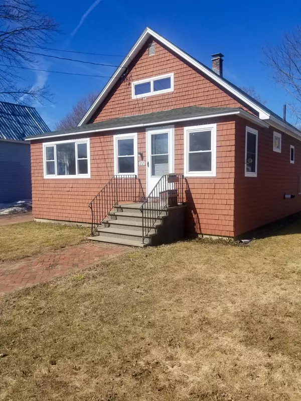 East Millinocket, ME 04430,22 Maple Street