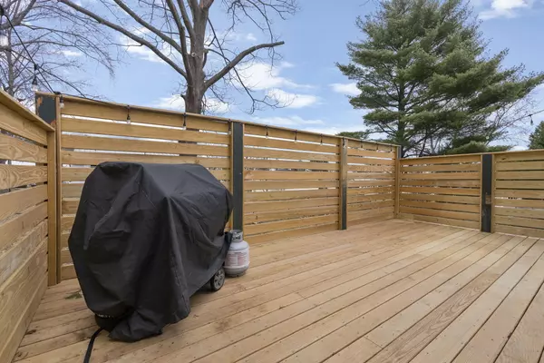 Waterville, ME 04901,25 Clearview AVE