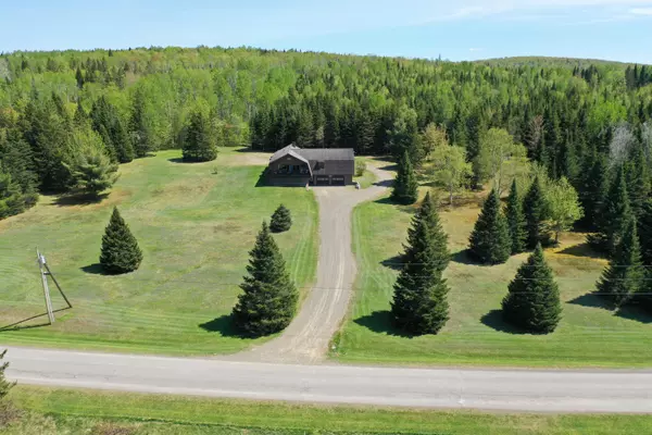 E Twp, ME 04734,1296 E Plantation RD