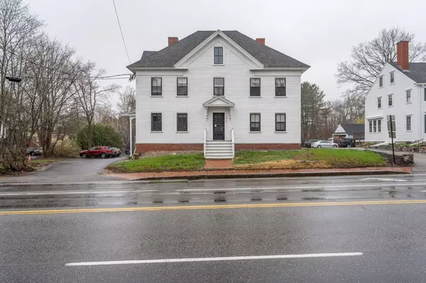 Saco, ME 04072,372 Main ST #101