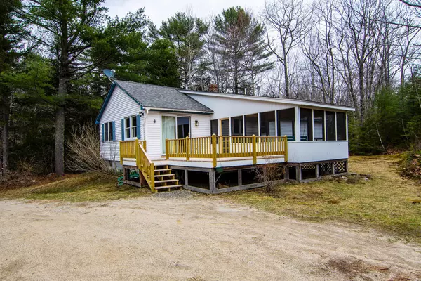 242 Mines RD, Blue Hill, ME 04614