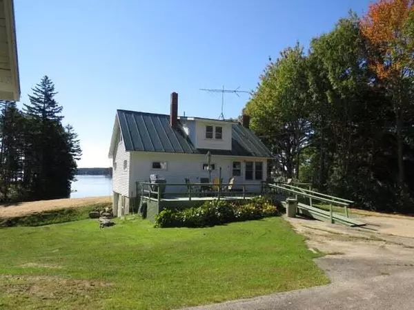 Waldoboro, ME 04572,1300 Back Cove CV