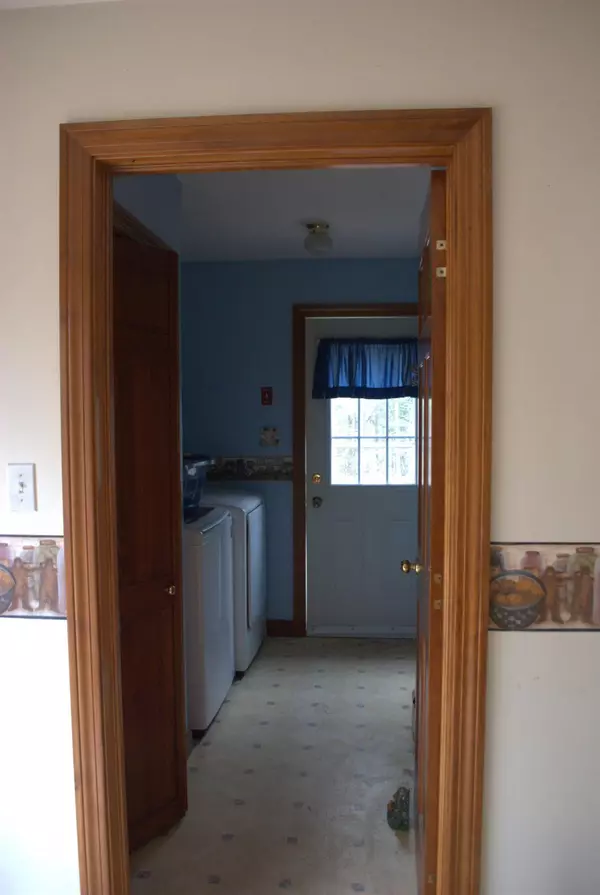 Wiscasset, ME 04578,39 Hilltop DR