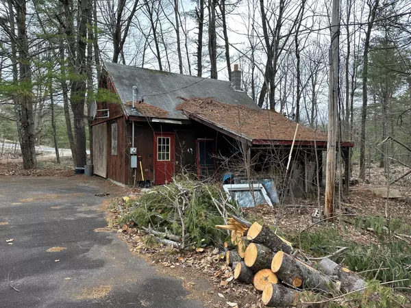 Shapleigh, ME 04076,637 Ross Corner RD