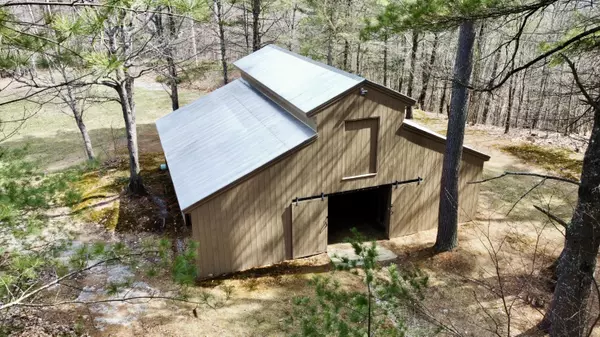 Auburn, ME 04210,41 Hatch RD