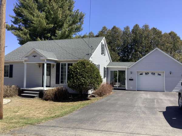 15 Blaine ST, Fort Fairfield, ME 04742