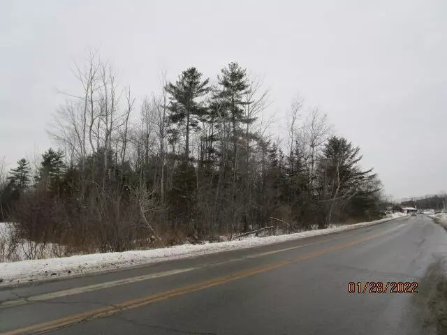 Hampden, ME 04444,244 Mecaw RD