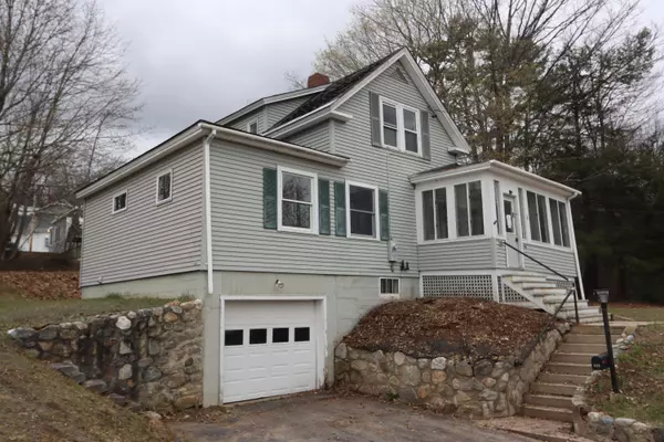 636 Spring AVE, Rumford, ME 04276