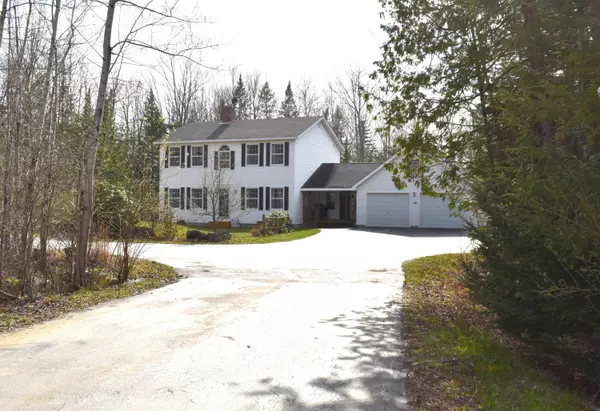 112 Kitchen Hill Road, Newport, ME 04953