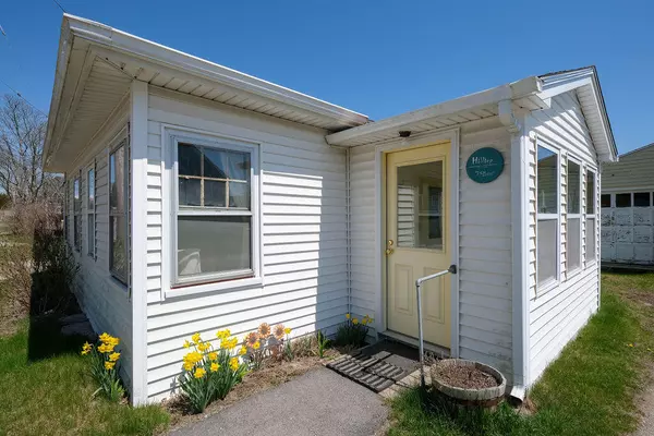 Stonington, ME 04681,7 N North Main ST