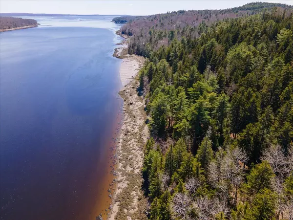 Stockton Springs, ME 04981,1167 US Rt 1