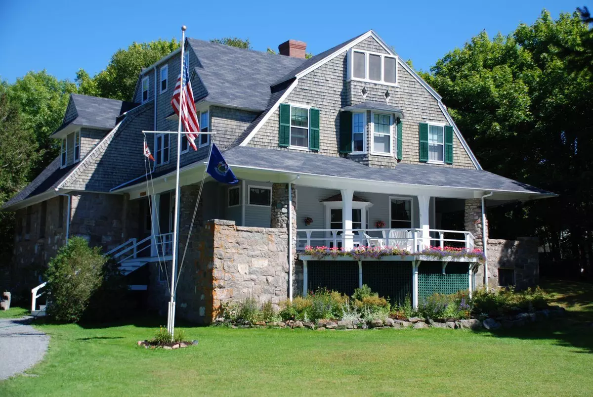 Winter Harbor, ME 04693,45 West OVAL