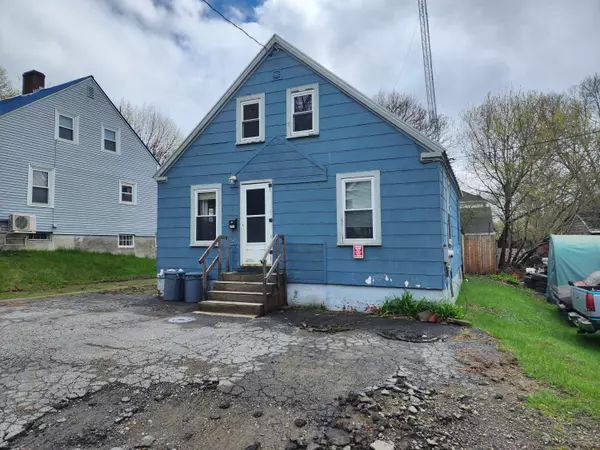 Waterville, ME 04901,22 Donald ST