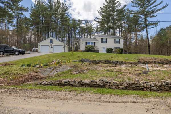 113 Pike Hill RD, Naples, ME 04055