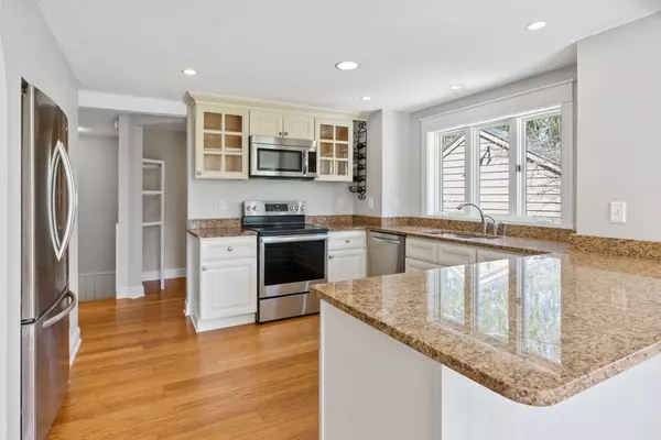 North Yarmouth, ME 04097,68 Bayberry DR