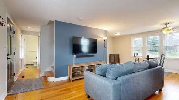 Brunswick, ME 04011,128 Columbia AVE