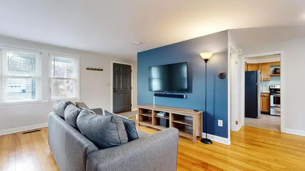 Brunswick, ME 04011,128 Columbia AVE