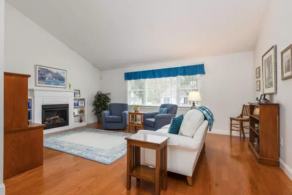 South Portland, ME 04106,5 Essex WAY #5