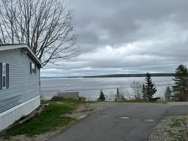 483 Shore RD, Northport, ME 04849