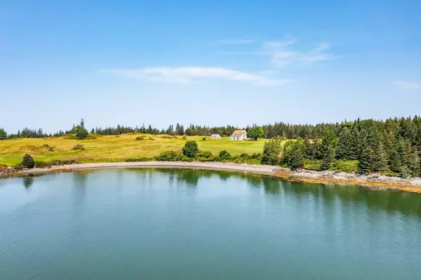 North Haven, ME 04853,377 S Shore RD