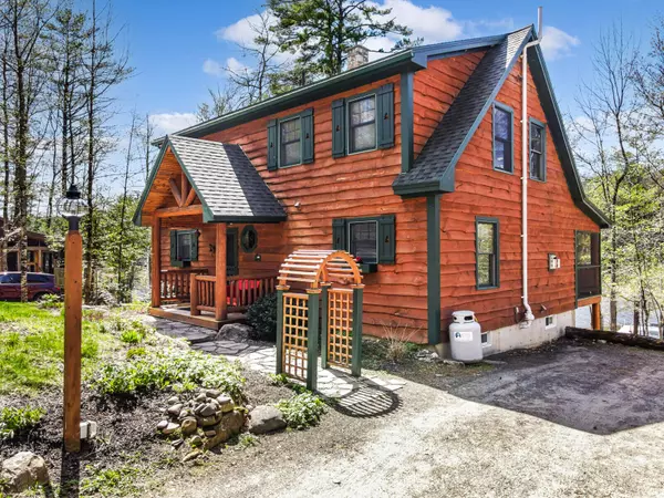 Mount Vernon, ME 04352,126 Teaberry LN