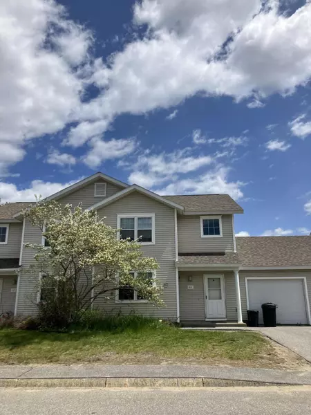 6 Antietam ST #6, Brunswick, ME 04011