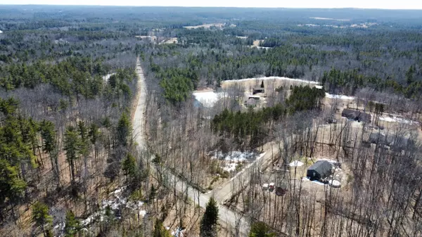 Pittston, ME 04345,12 Penny LN