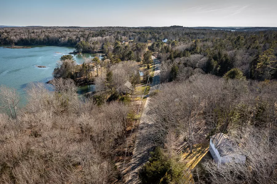 601 Pleasant Point RD, Cushing, ME 04563