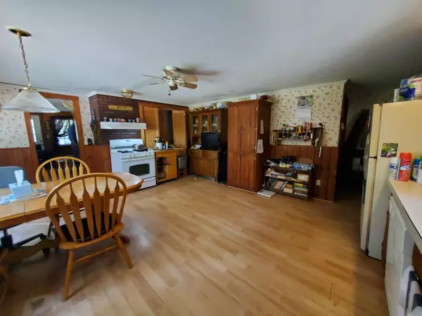 Litchfield, ME 04350,8 Norris Point RD