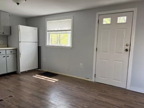 Rumford, ME 04276,9 Front ST