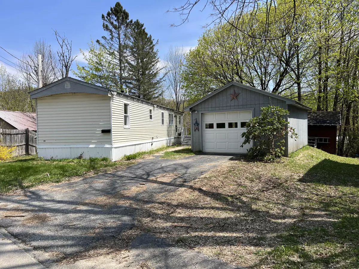 Rumford, ME 04276,9 Front ST