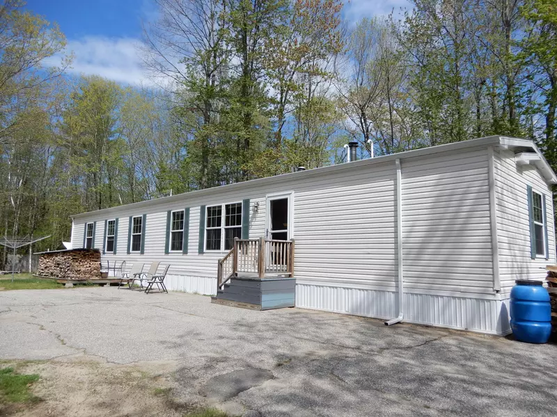 604 Cape RD, Hollis, ME 04042