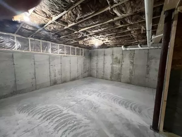 Poland, ME 04274,86 Fernald RD