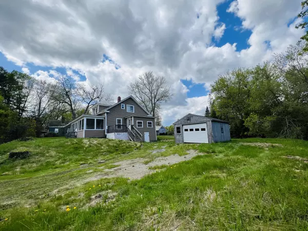 Madison, ME 04950,2 Merriman ST