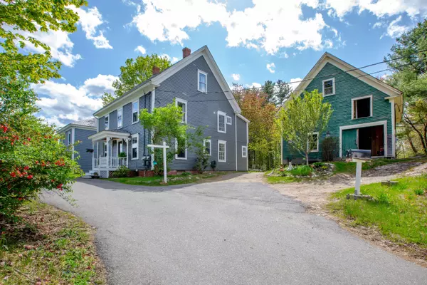 Topsham, ME 04086,9 Holland PL